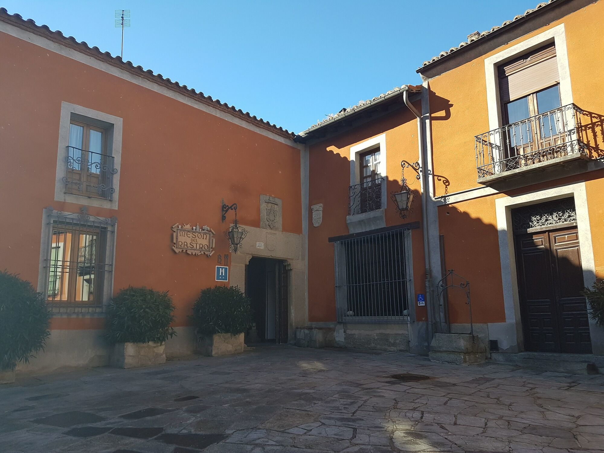 Hostal El Rastro Авила Экстерьер фото