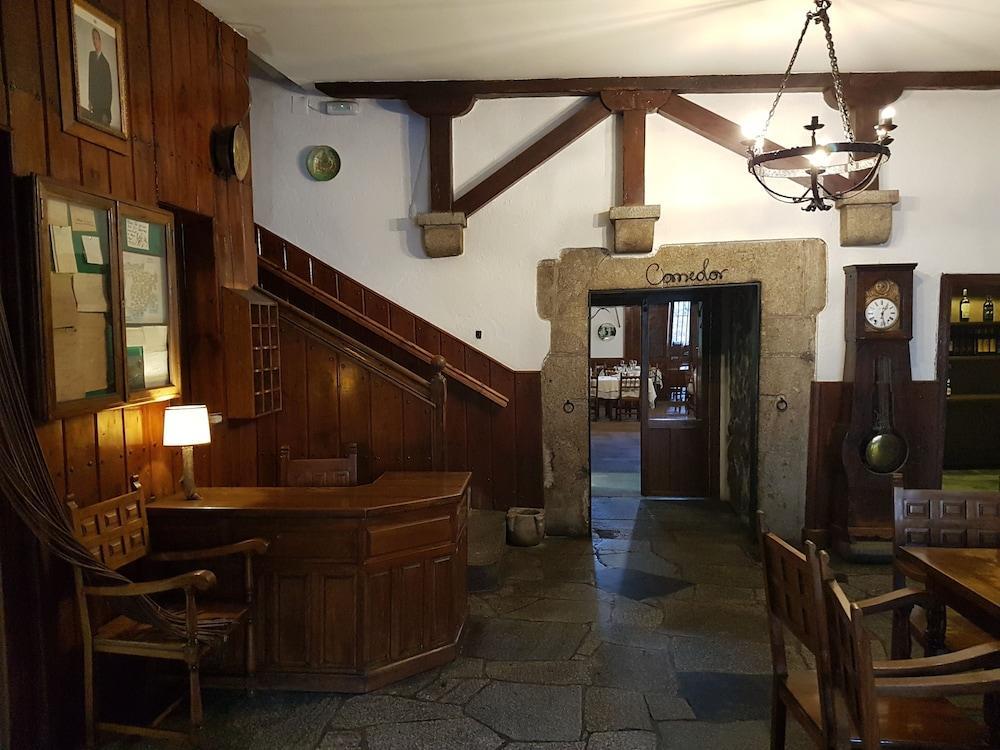 Hostal El Rastro Авила Экстерьер фото